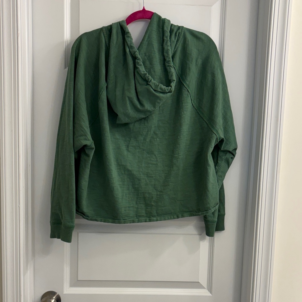 PINK Victoria's Secret Sage Green Zip-Up Cropped Jacket - Picture 3 of 3